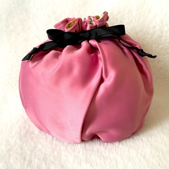 GUCCI FLORA POUCH w/DRAWSTRING NWTππ - Picture 2 of 7